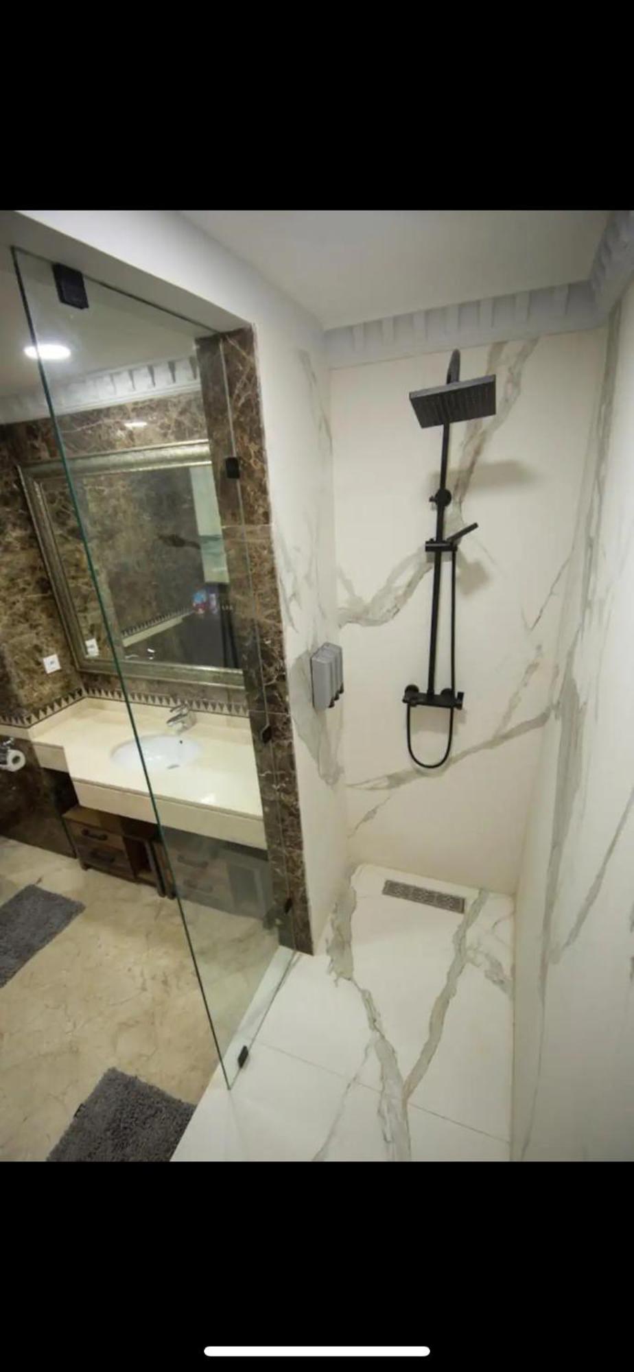 Lux Apt, Prime Location, Jacuzzi * Marrakesch