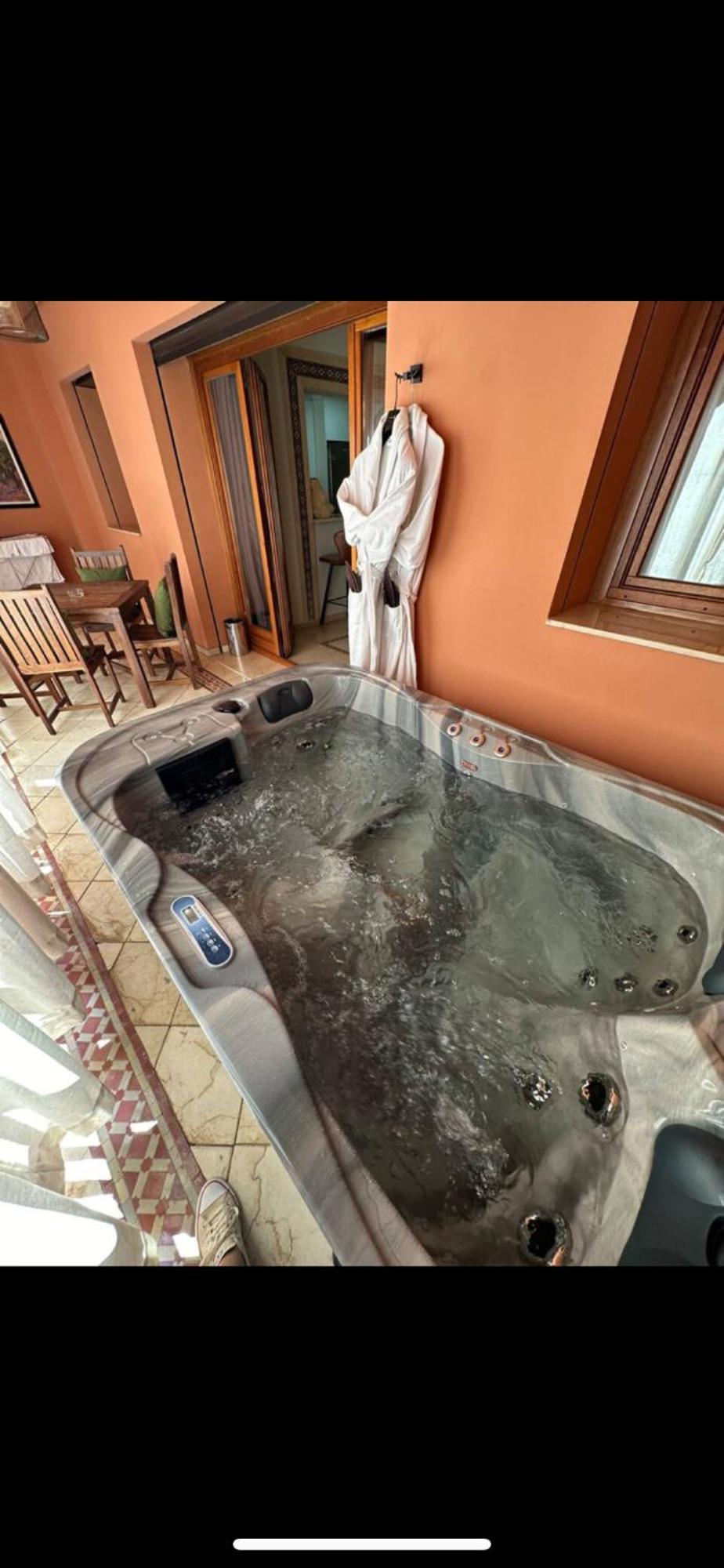 Lux Apt, Prime Location, Jacuzzi Marrakesch